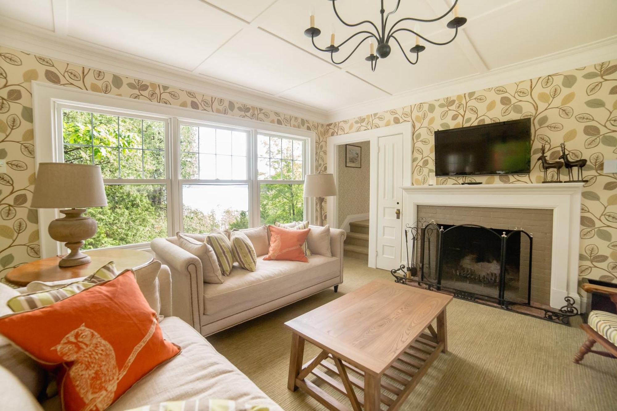 Manoir Hovey, Relais & Chateaux Hotel North Hatley