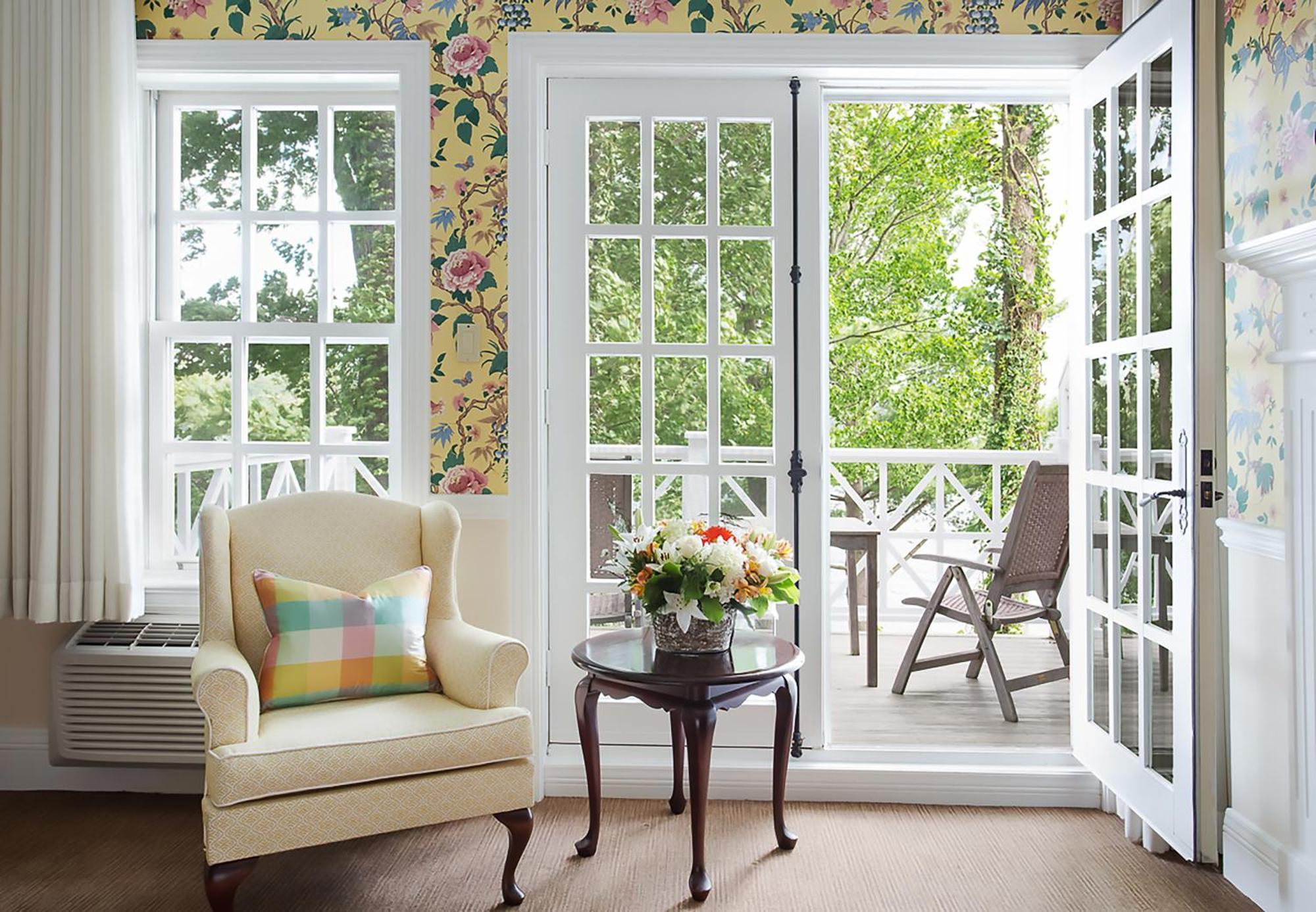 Manoir Hovey, Relais & Chateaux Hotel 5*